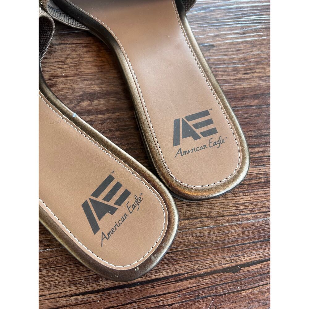 NEW American Eagle Sandals Slip On Brown Slides Flats Wide Strap Womens Size 9 - Picture 2 of 5
